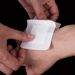 100-Piece Disposable Self-Adhesive Gauze Pad